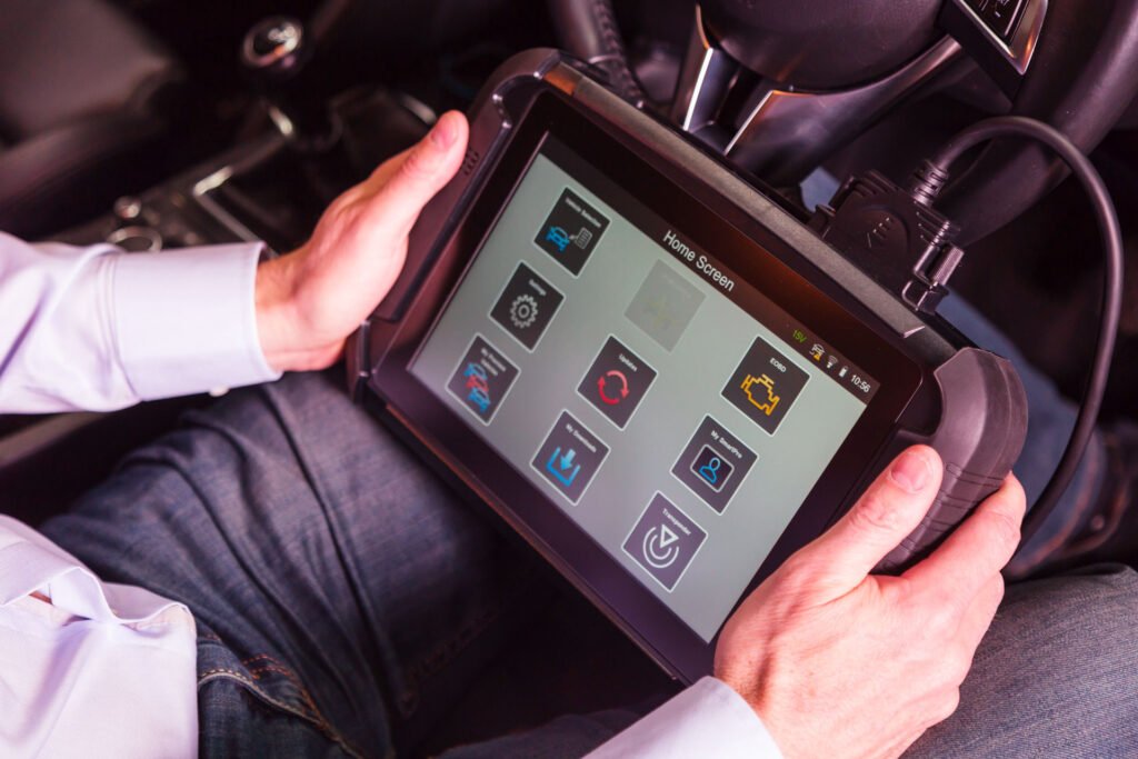 mechanic programming car key transponder